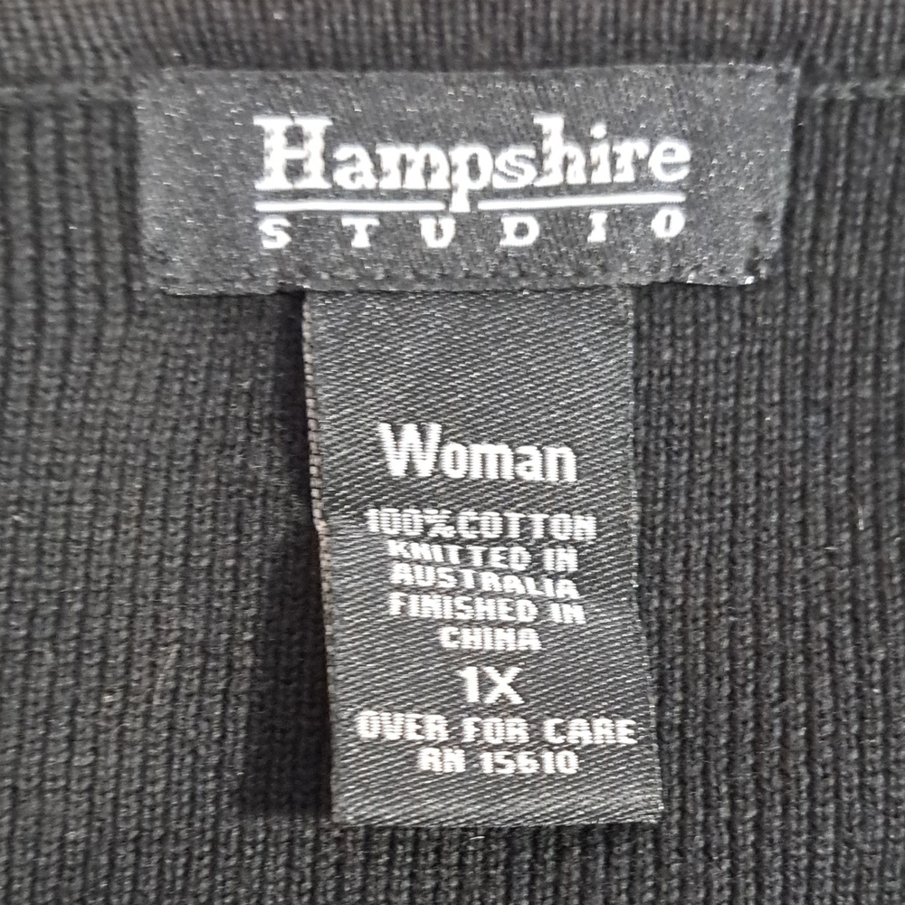 Black Short Sleeve Scoop Neck Sweater - Picture 3 of 7